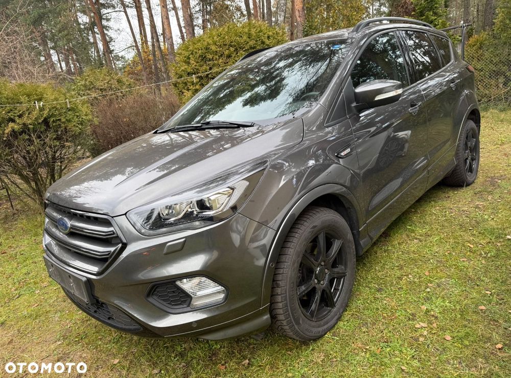 Ford Kuga 1.5 EcoBoost 2x4 ST-Line - 1