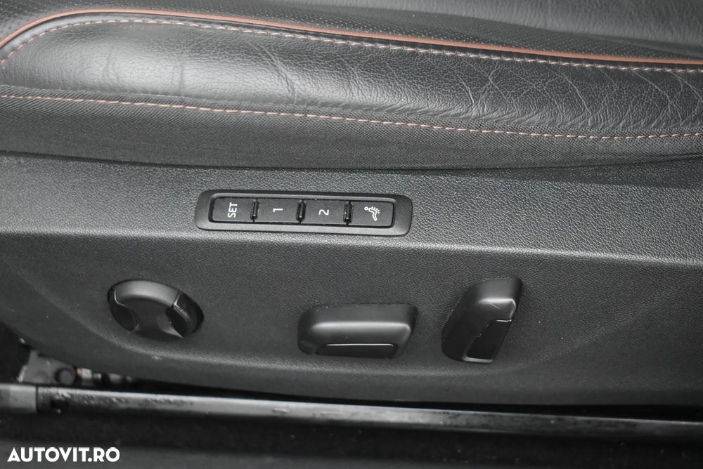 Skoda Enyaq iV 80X - 12