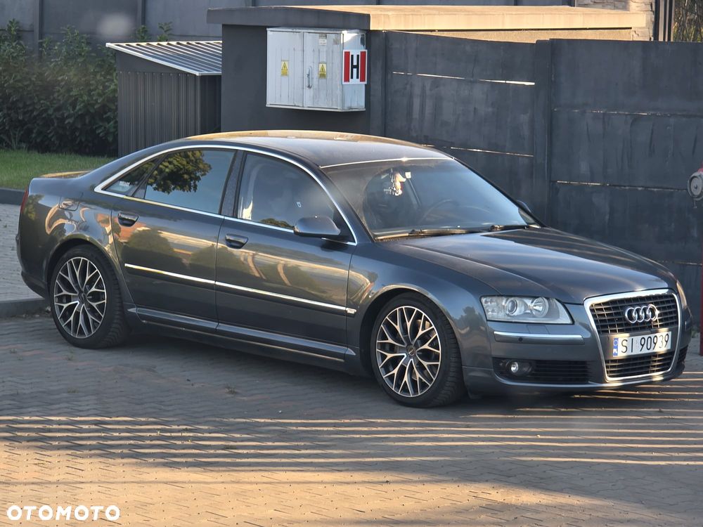 Audi A8 3.2 FSI - 1