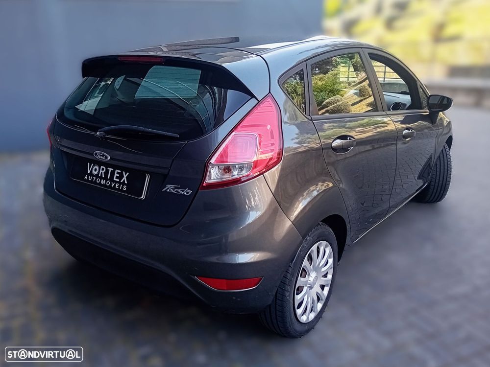 Ford Fiesta 1.25 Ambiente - 8