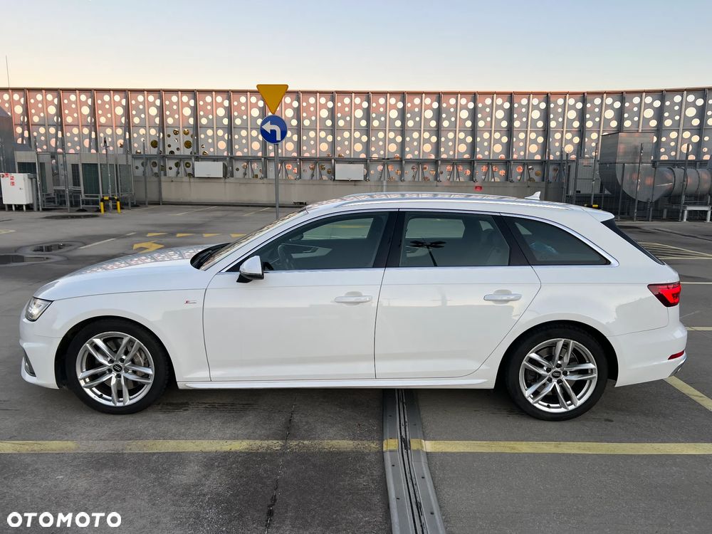Audi A4 Avant 45 TDI quattro tiptronic S line - 9