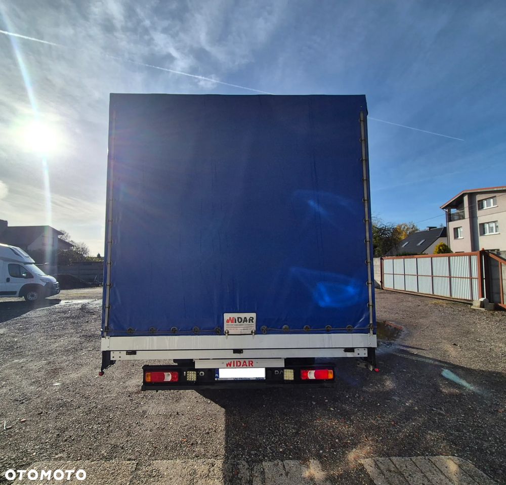 Iveco DAILY PLANDEKA 12EP 3.0 180KM MANUAL SERWIS ASO BEZWYPADKOWY ZADBANY 2023 PODUSZKI FV23% KLIMA WEBASTO 35S18 FULL LED - 11