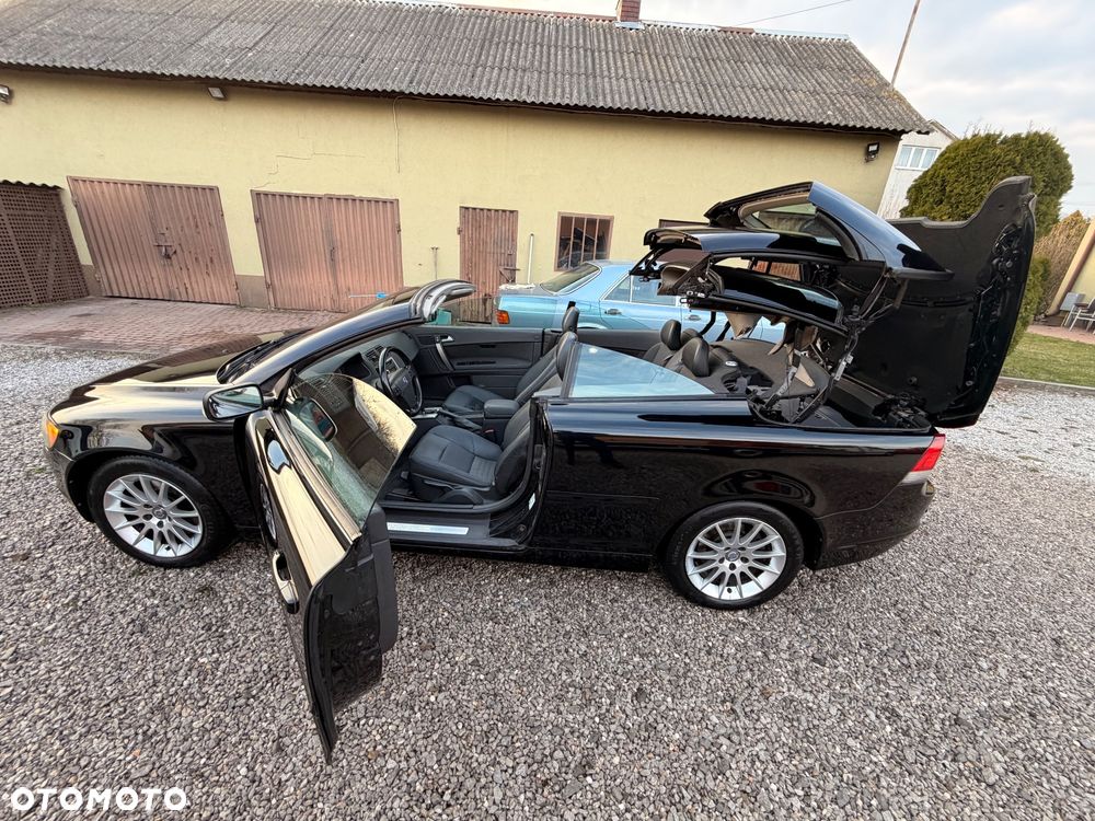 Volvo C70 T5 Momentum - 8