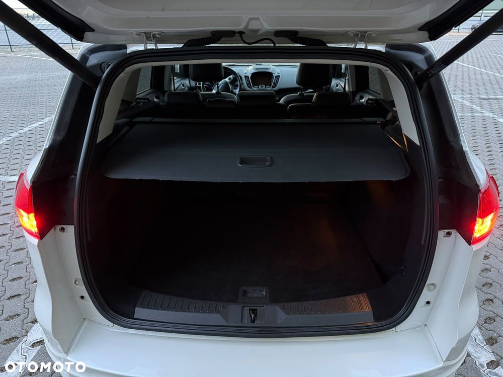 Ford Kuga - 20