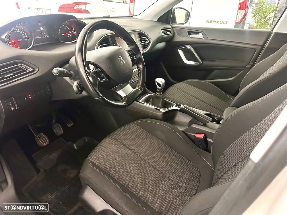 Peugeot 308 1.5 BlueHDi Allure - 19