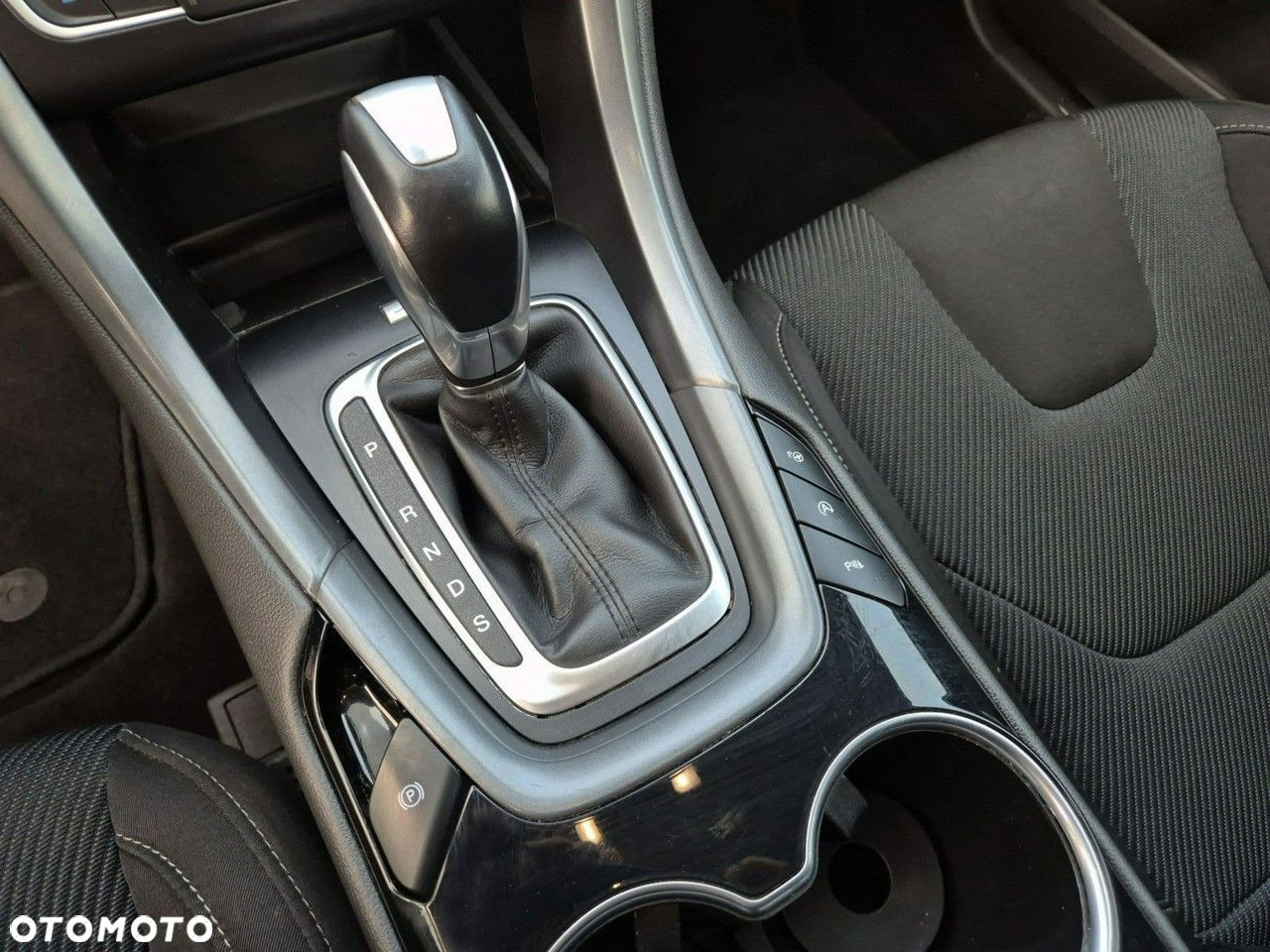 Ford Mondeo - 19