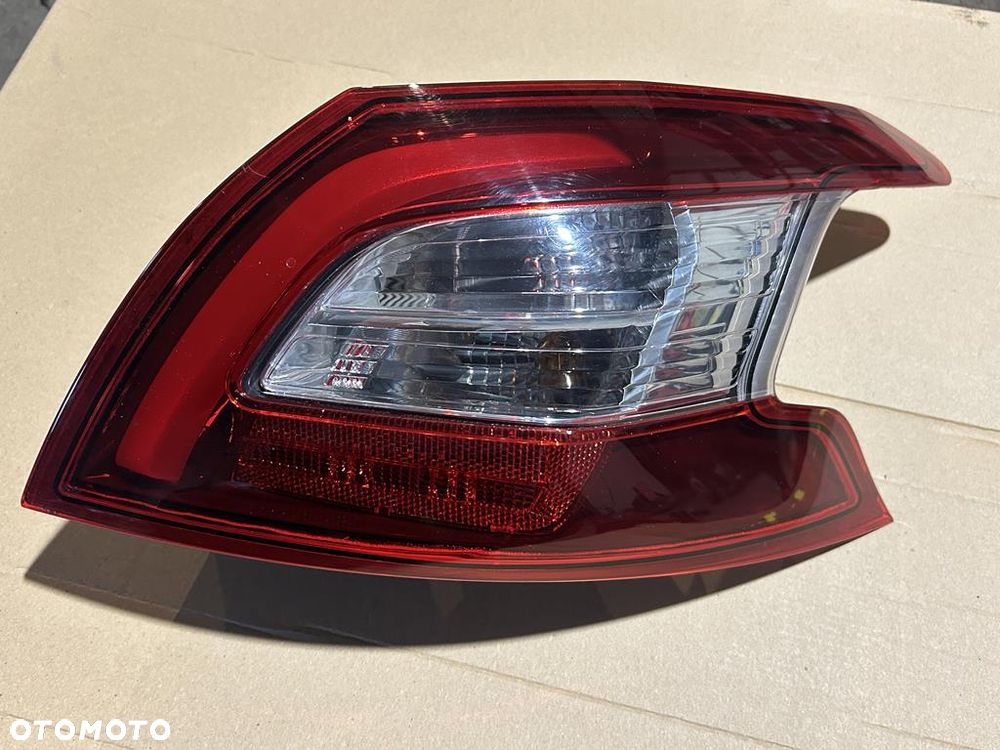 lampa prawa prawy tył tylna Peugeot 308 II T9 HB 9677817580 - 4