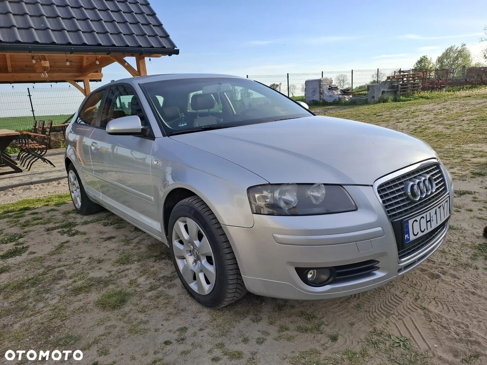 Audi A3 3-drzwiowe 1.6 Ambition - 4
