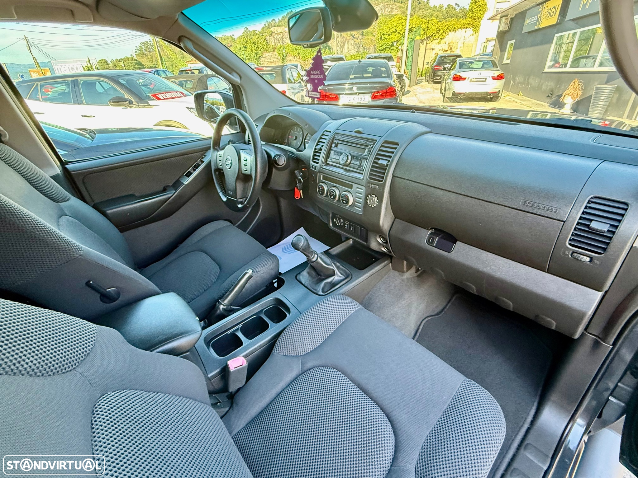 Nissan Navara 2.5 dCi CD LE Premium - 48