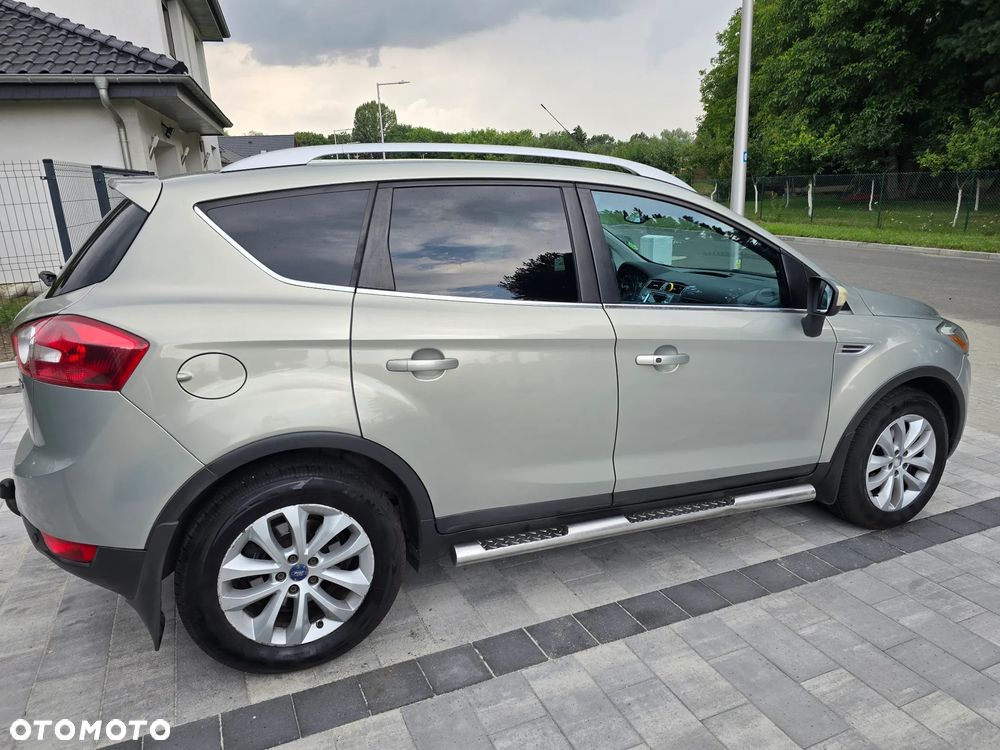 Ford Kuga 2.0 TDCi Titanium FWD - 3