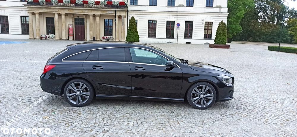 Mercedes-Benz CLA 180 UrbanStyle Edition - 4