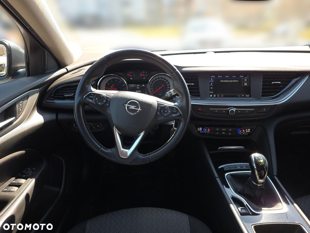 Opel Insignia 1.5 T Innovation S&S - 12