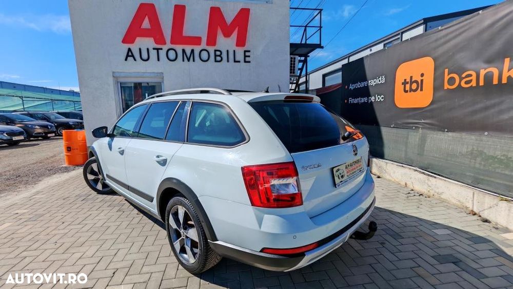 Skoda Octavia 2.0 TDI (Green tec) 4x4 DSG Scout - 9