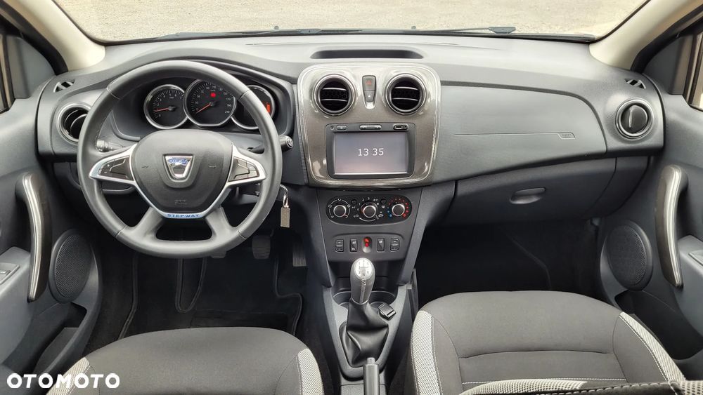 Dacia Sandero Stepway Blue dCi 95 Celebration - 8
