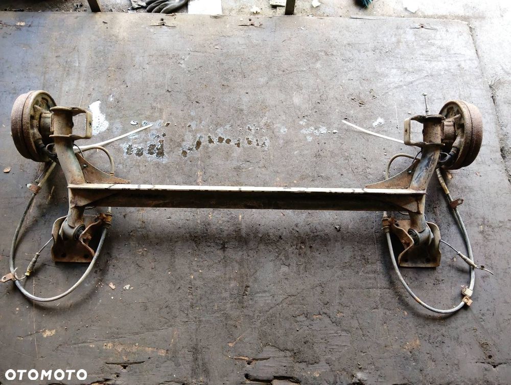 BELKA OŚ ZAWIESZENIA TYŁ BĘBNY Z ABS ROVER 200 III HB 3D - 6