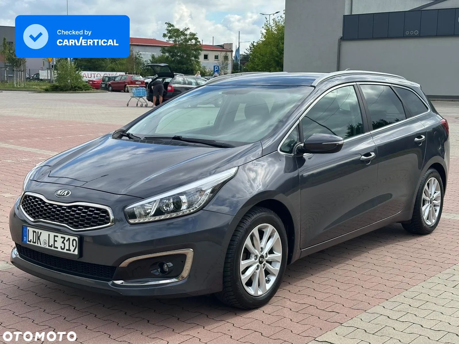 Kia Ceed 1.6 CRDi 136 ISG SW Dream-Team Edition - 1