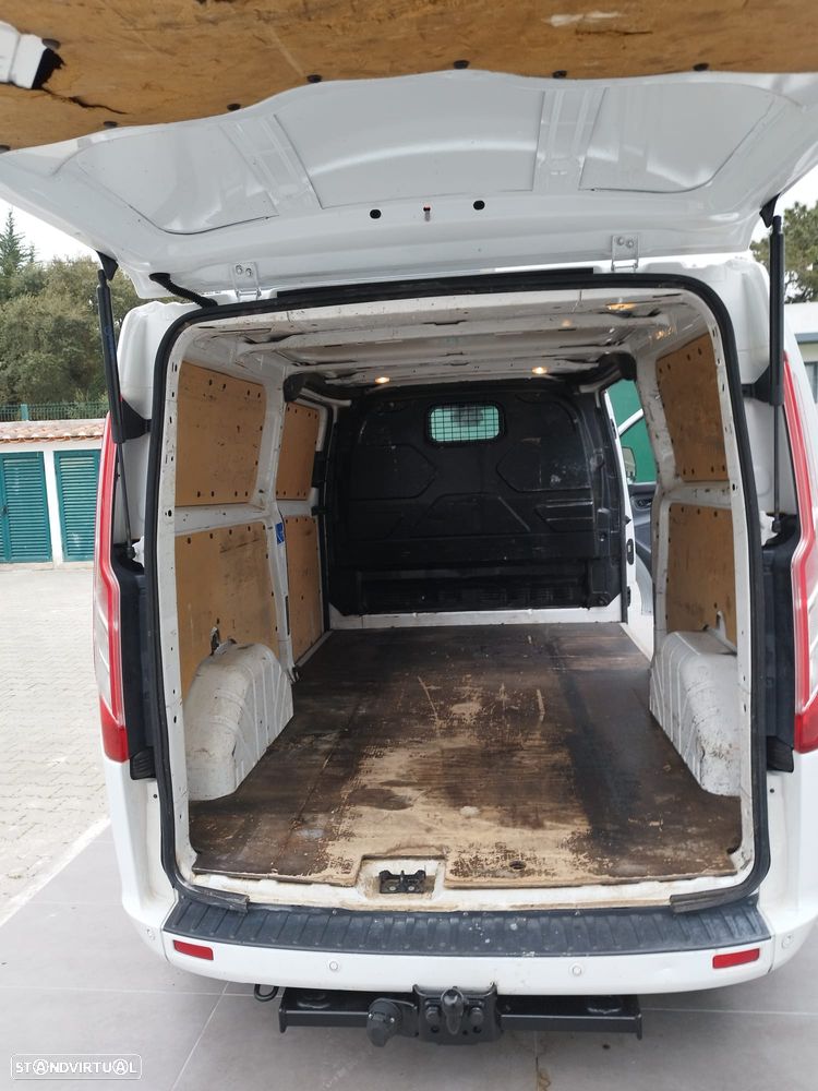 Ford Transit Custom  2.2 Tdci 125 Cv L2H1 Longa, 2 portas laterais - 24