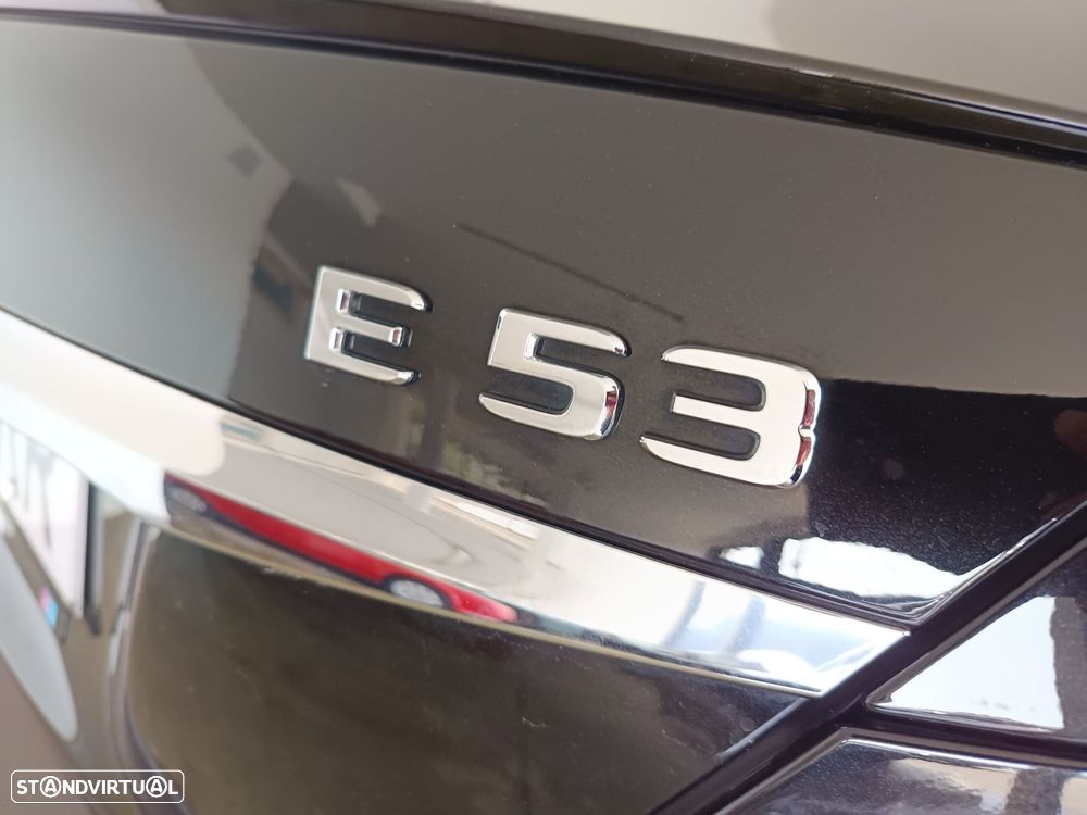 Mercedes-Benz E 53 AMG 4Matic+ - 12