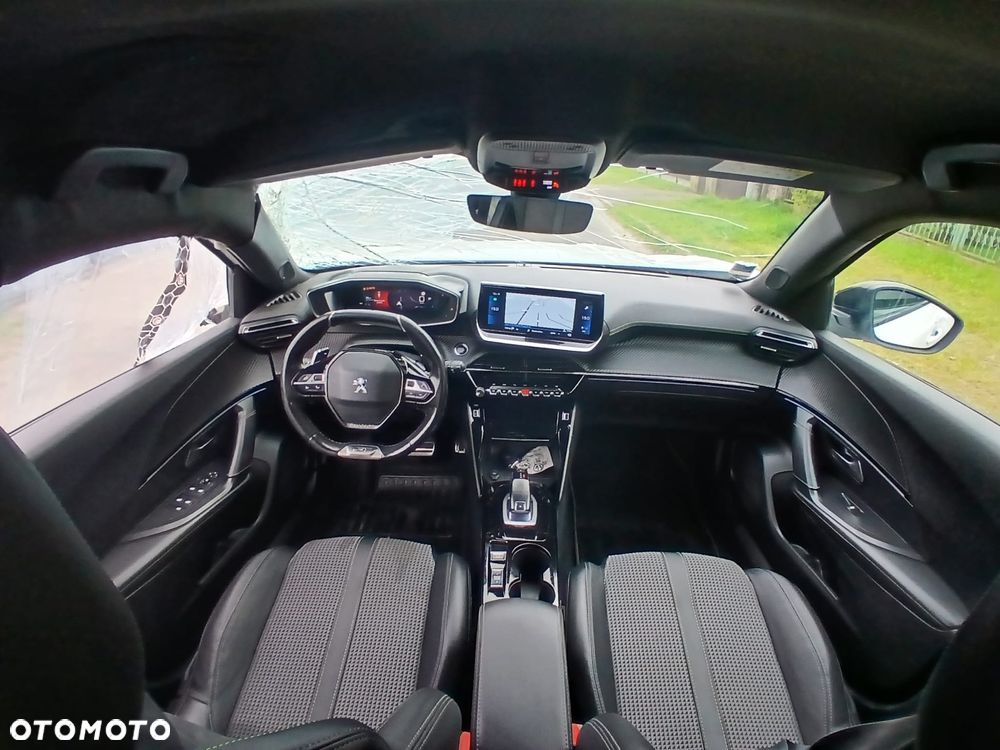 Peugeot 2008 1.2 PureTech GT S&S EAT8 - 31