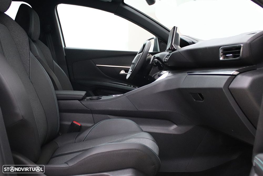 Peugeot 5008 1.2 PureTech Allure Pack EAT8 - 20