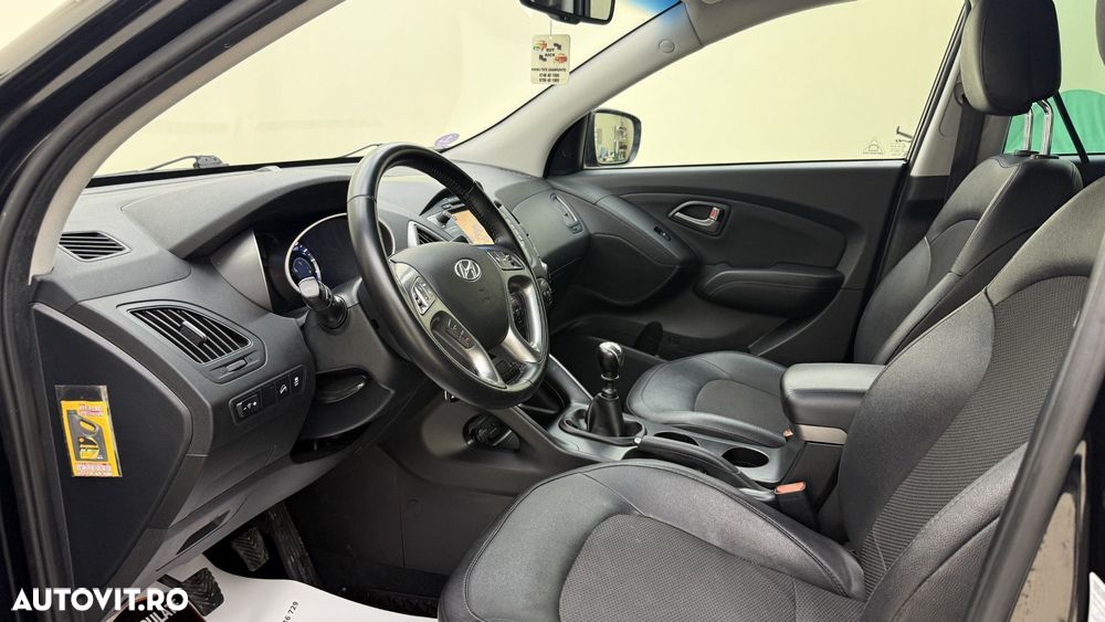 Hyundai ix35 - 12