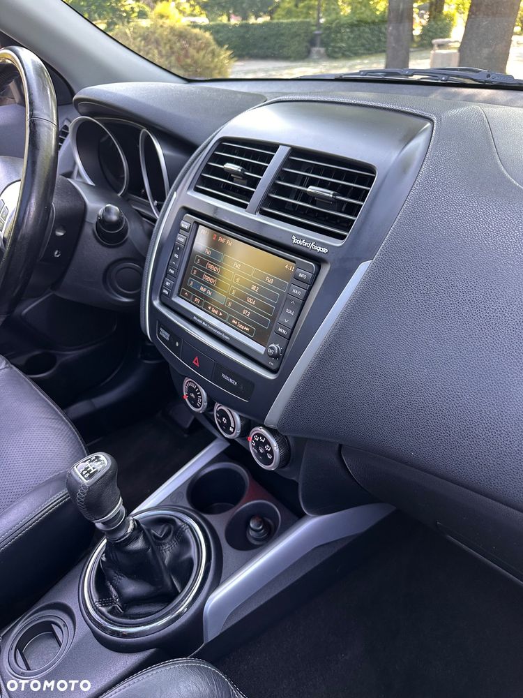 Mitsubishi ASX 1.8 DI-D 2WD Instyle - 29