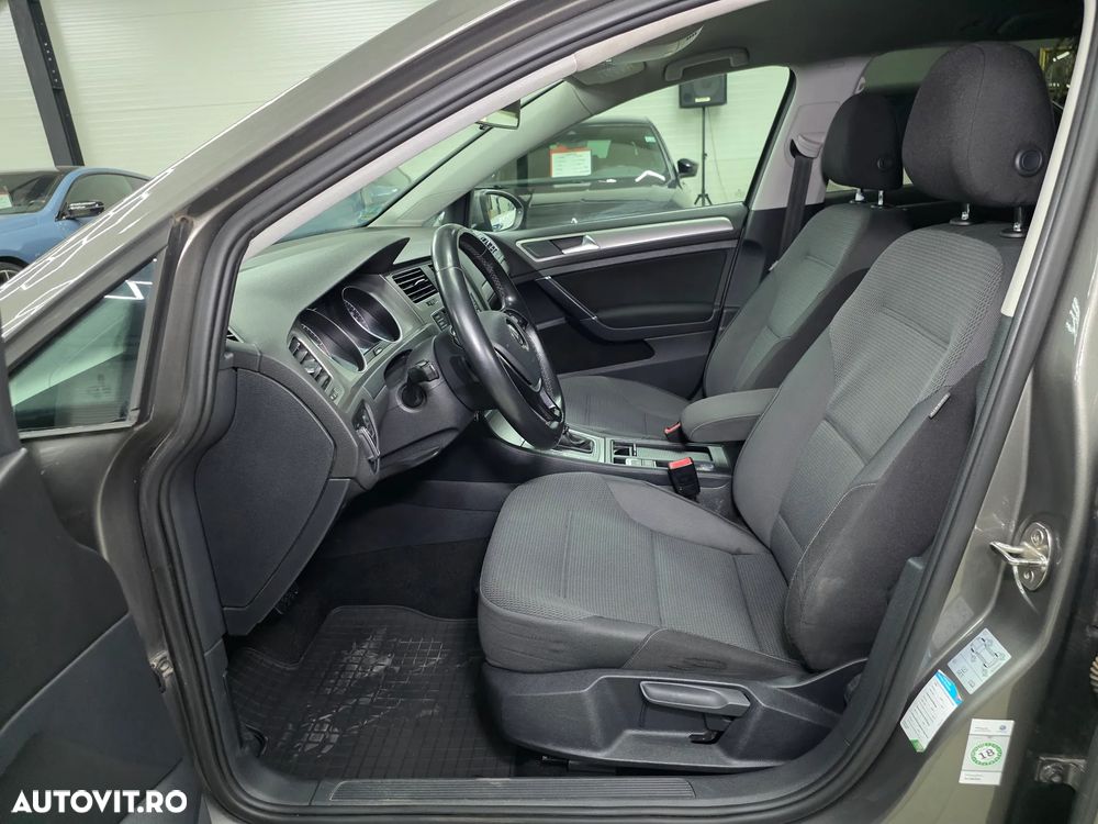 Volkswagen Golf 1.6 TDI DPF DSG BlueMotion Technology Comfortline - 9