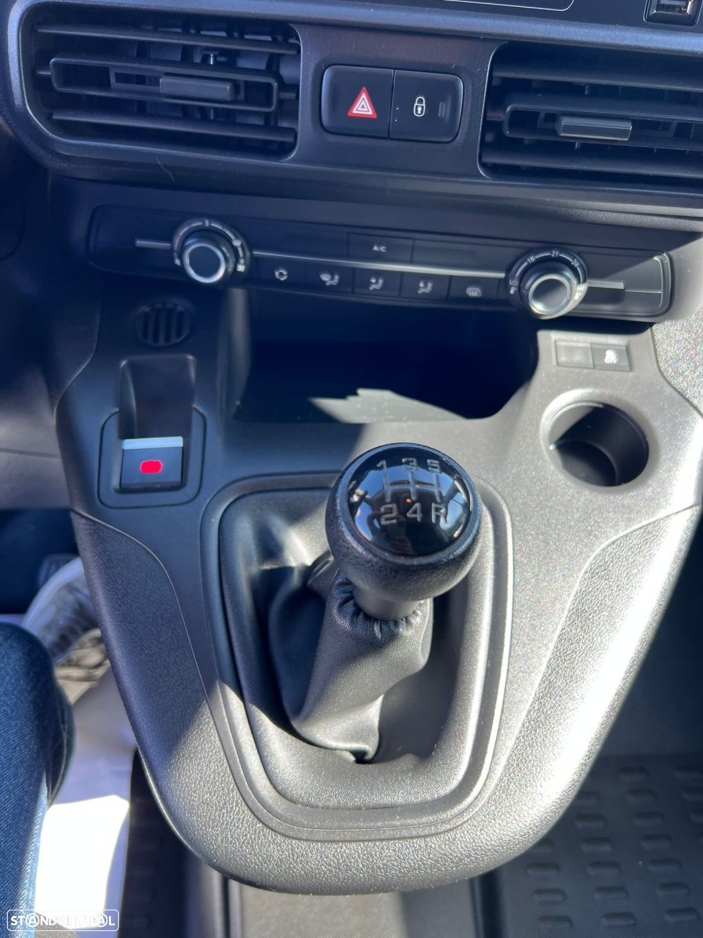 Citroën Berlingo 1.6 BlueHDi L1 3L - 26