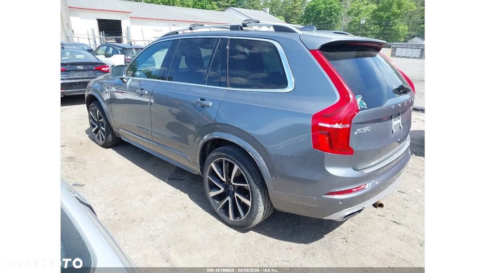 Volvo XC 90 - 5