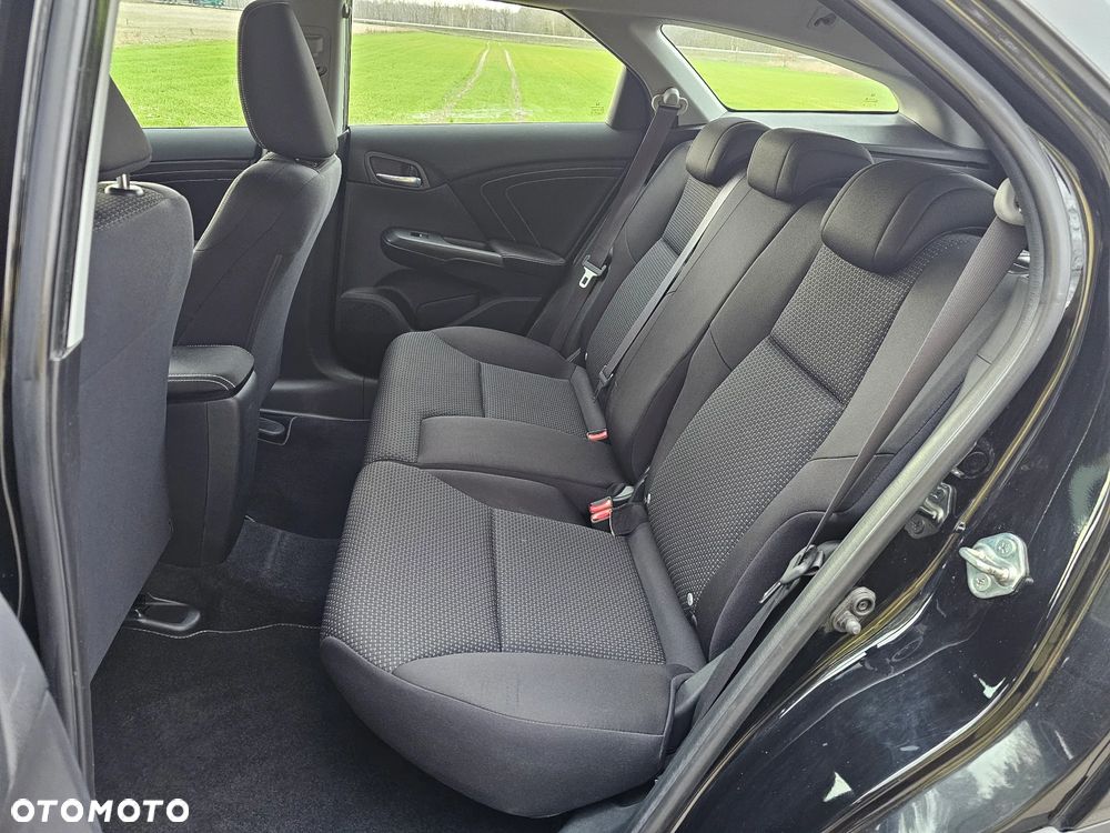 Honda Civic 1.8 Comfort - 13