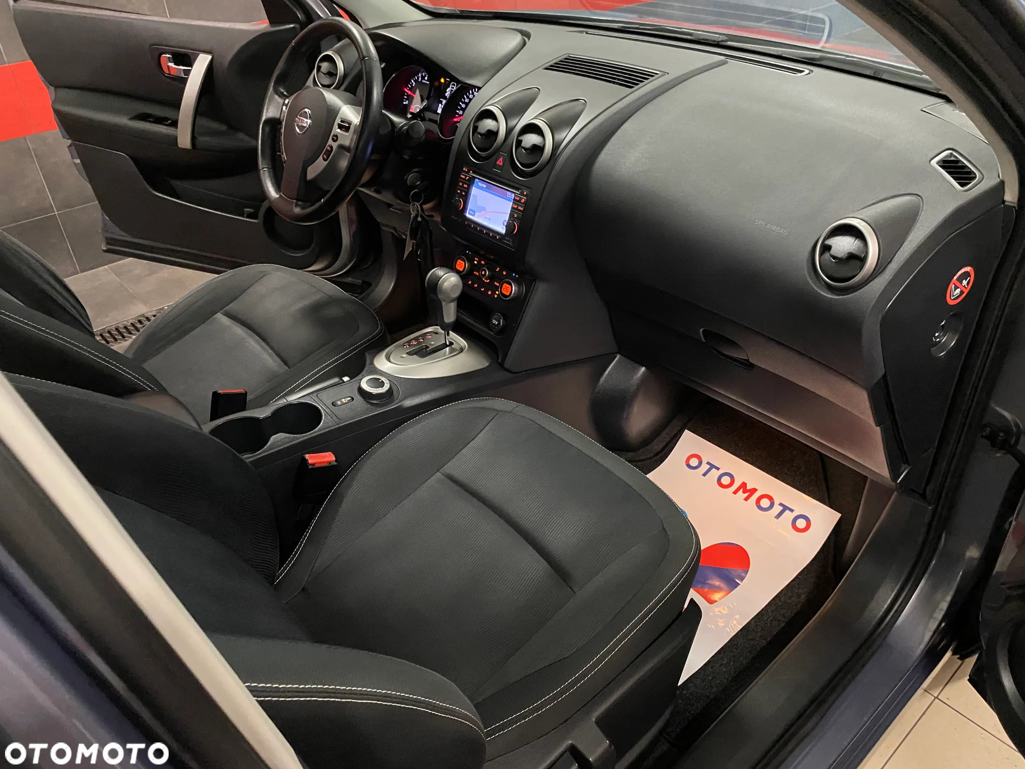 Nissan Qashqai 2.0 4 x 4 CVT tekna - 15