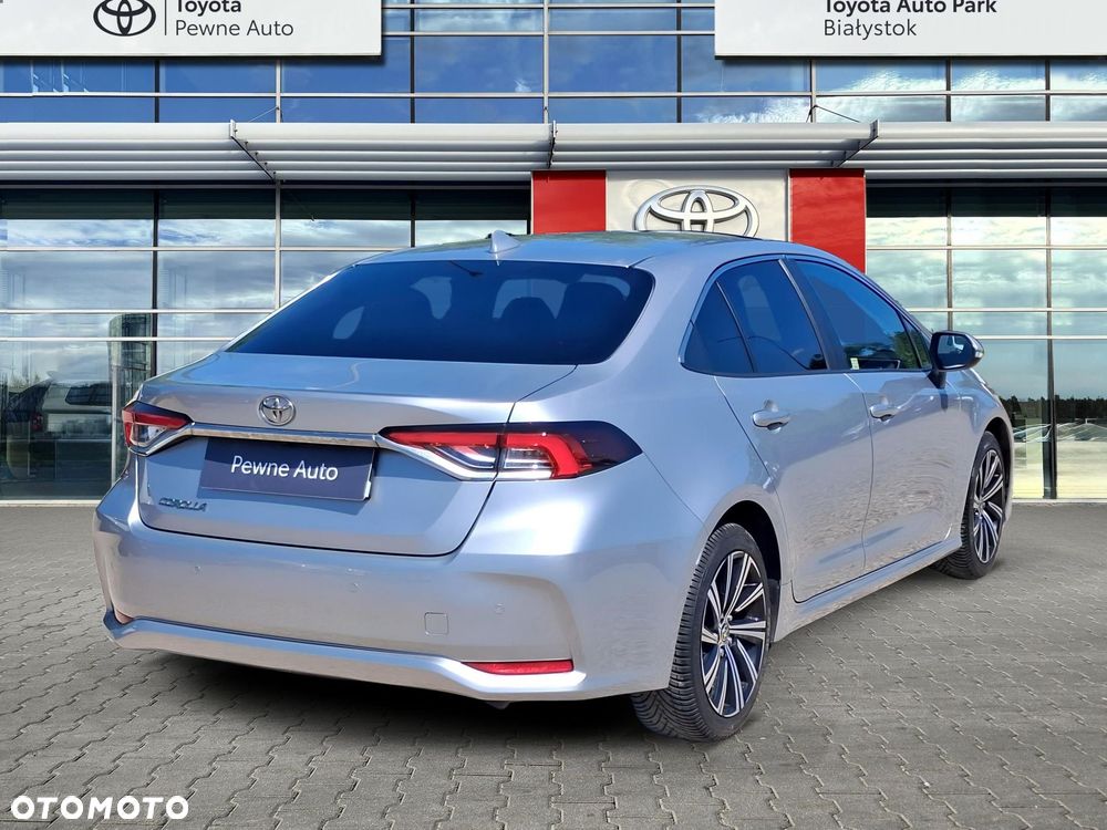 Toyota Corolla - 5
