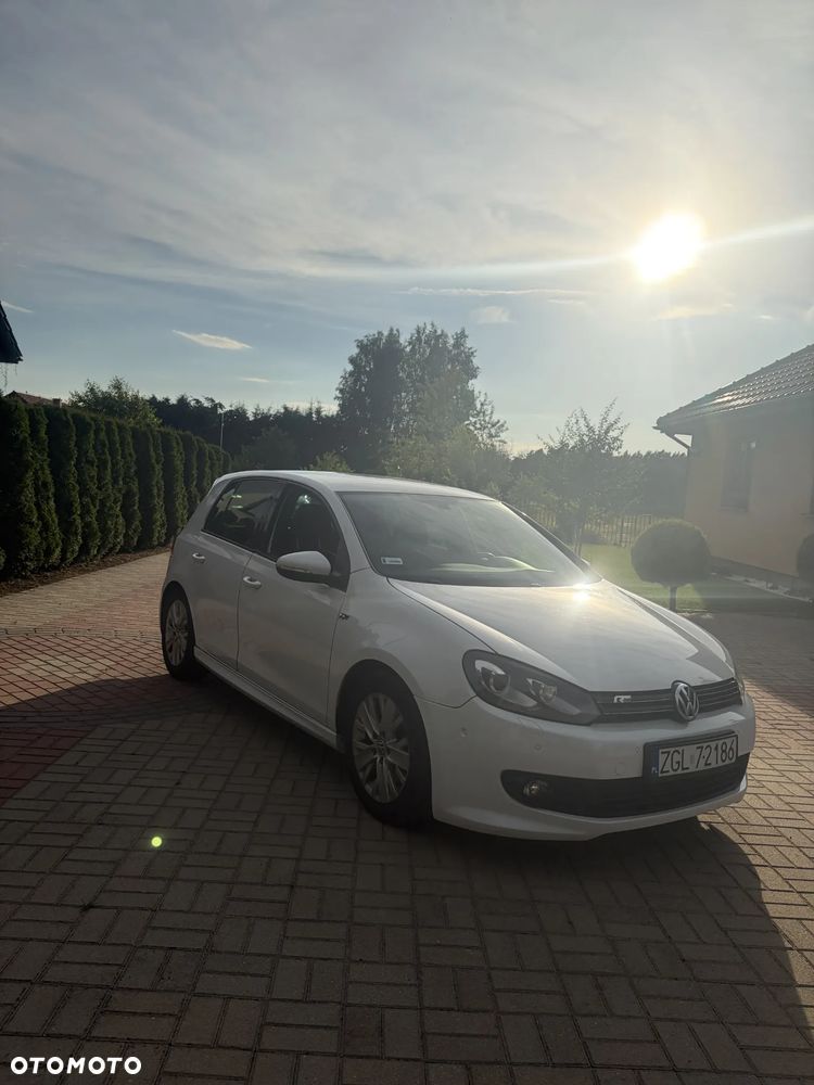 Volkswagen Golf 2010 photo 5