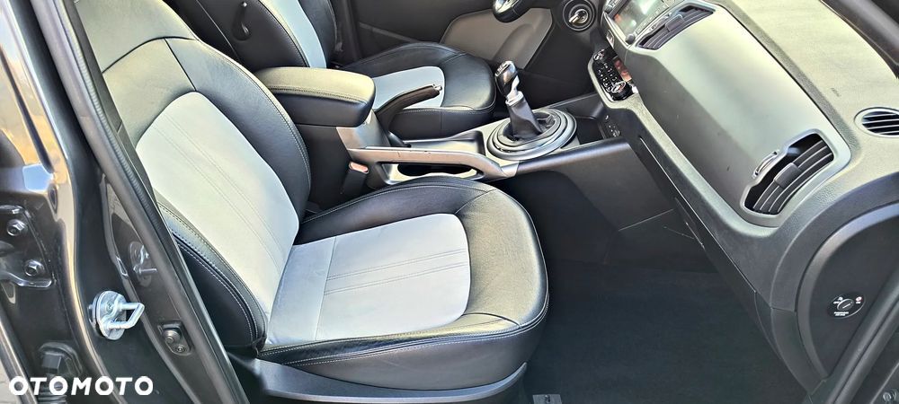 Kia Sportage 1.7 CRDI Business Line M 2WD - 26