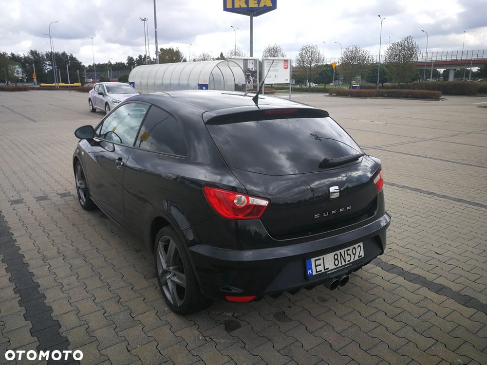 Seat Ibiza SC 1.4 TSI Cupra DSG - 4