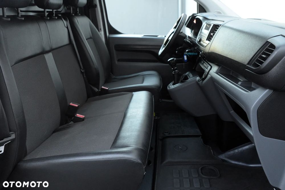 Opel Vivaro - 32