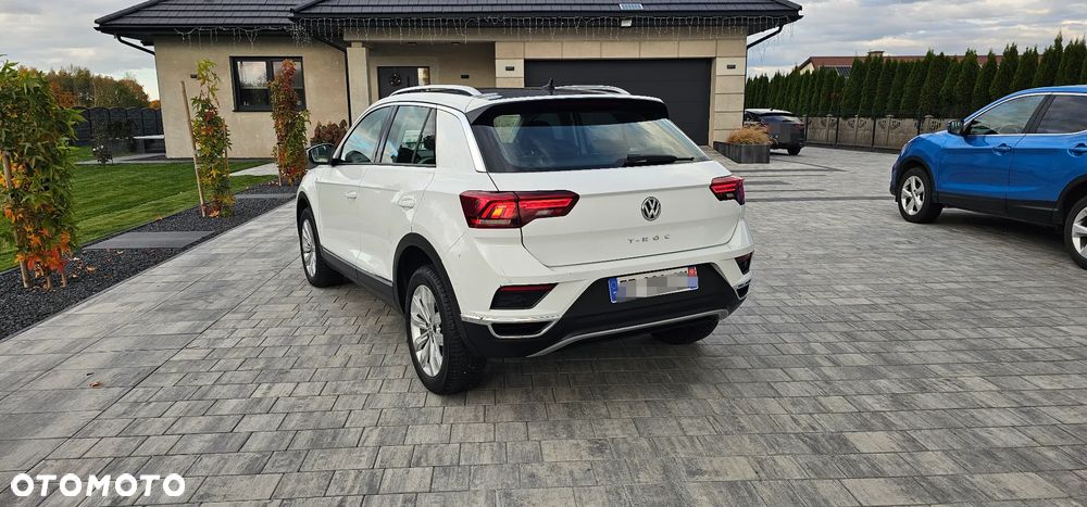 Volkswagen T-Roc - 6