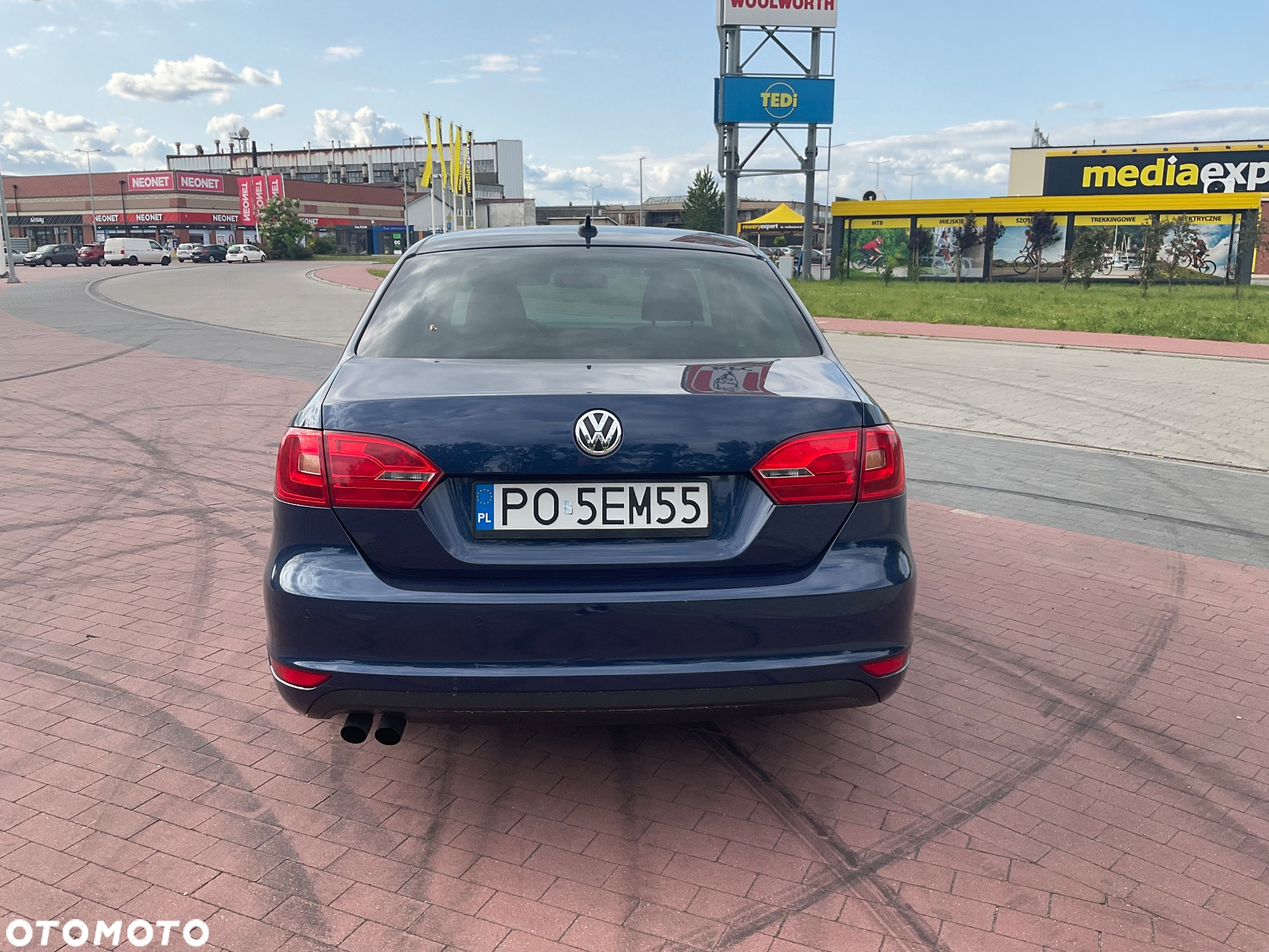 Volkswagen Jetta 2.0 TDI Life - 33