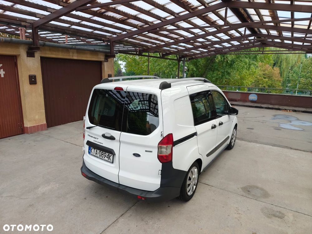 Ford Tourneo Courier 1.0 EcoBoost S&S Trend - 4