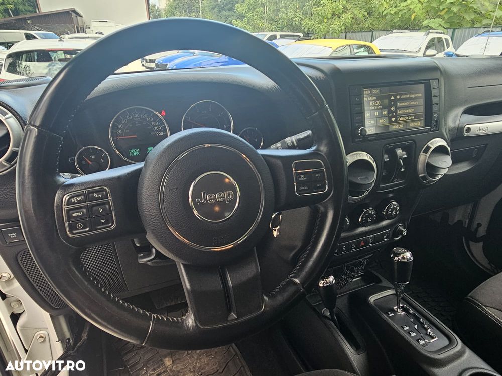 Jeep Wrangler 2.8 CRD AT Rubicon - 10