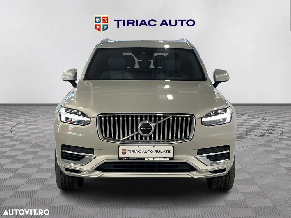 Volvo XC 90 - 8