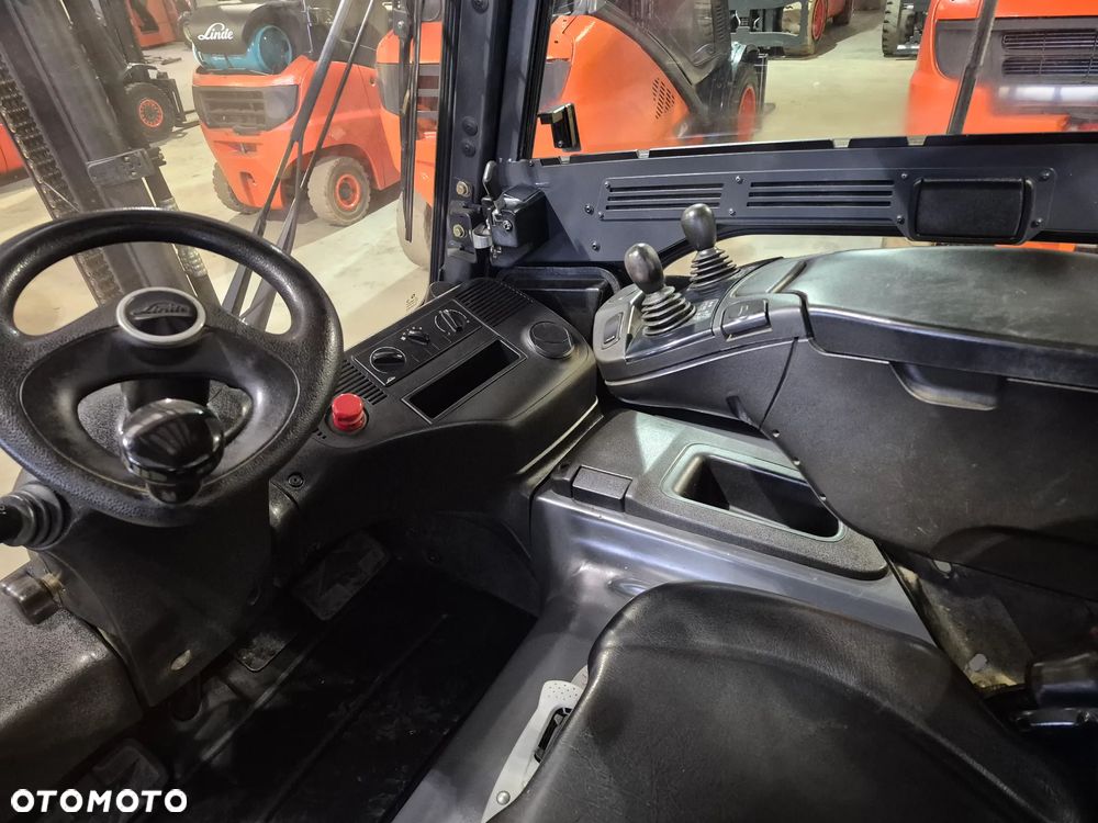 Linde E25 - 6