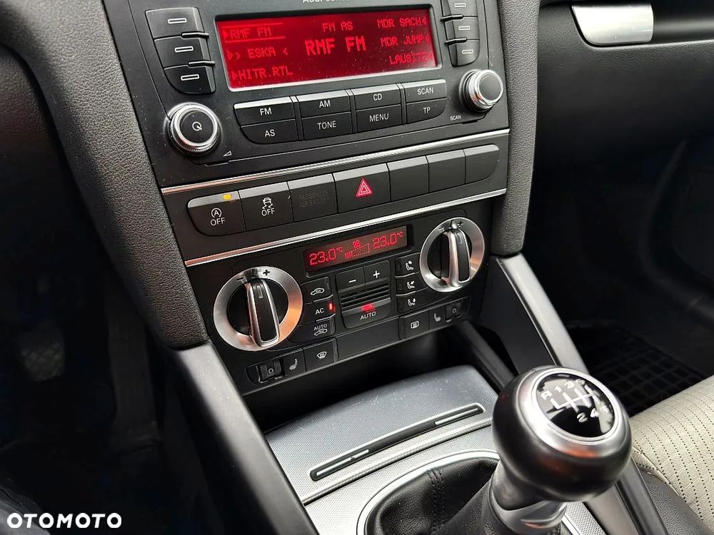 Audi A3 Sportback 2.0 TDI Ambition - 25