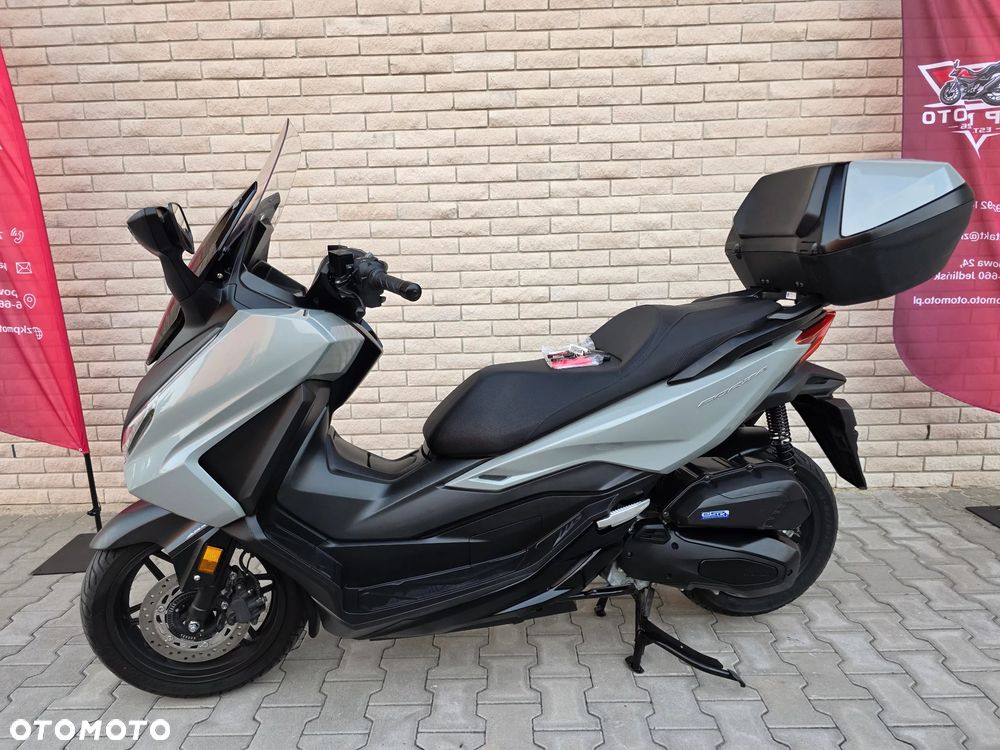 Honda NSS - 12