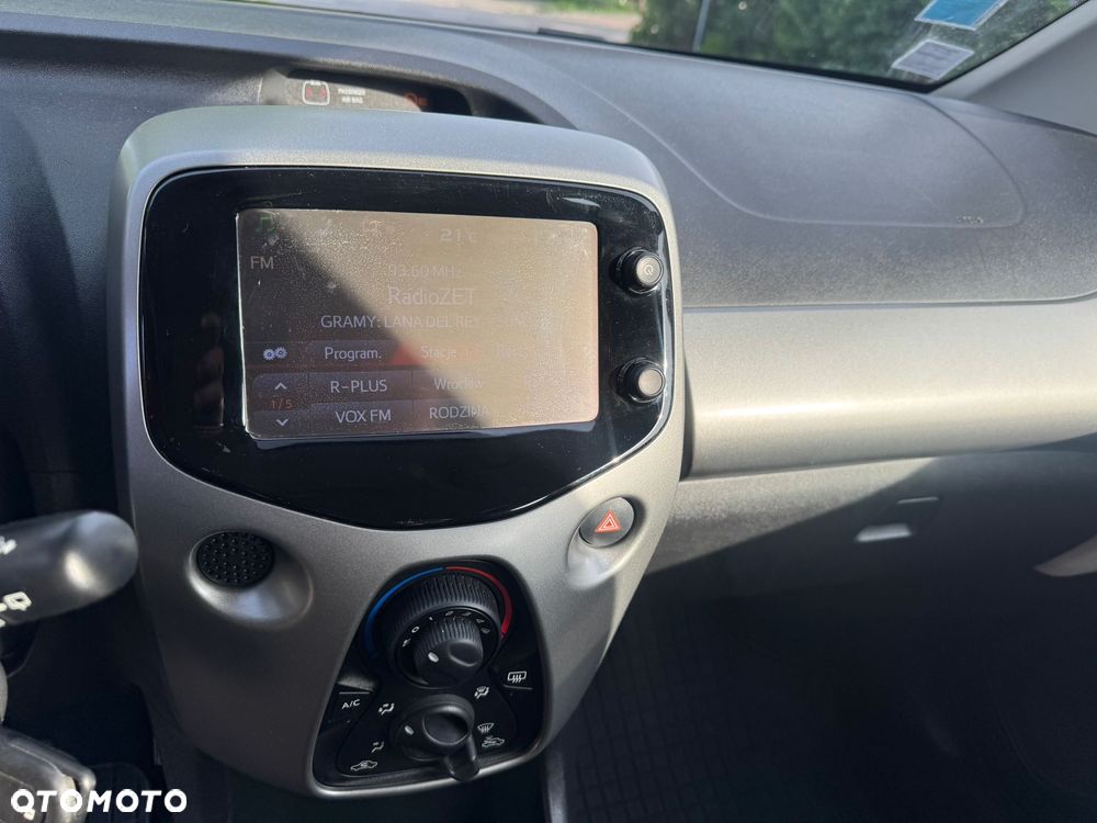Peugeot 108 VTI 68 ETG5 Top Active - 19