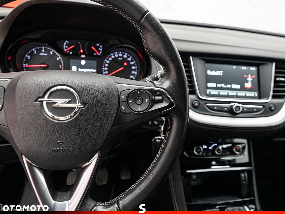 Opel Grandland X 1.2 T GPF Edition S&S - 14