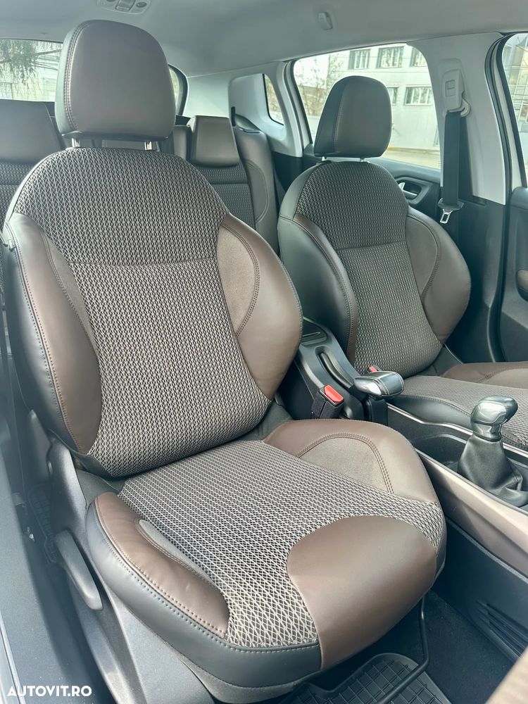Peugeot 2008 - 6