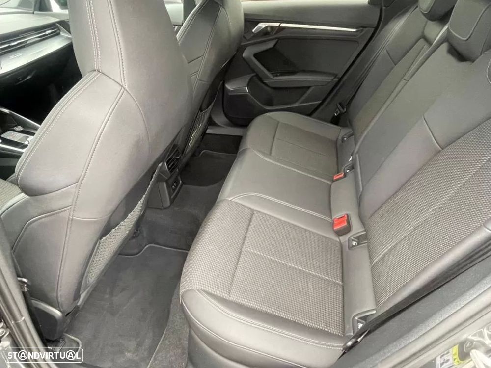 Audi A3 Sportback 45 TFSIe S tronic S line - 10