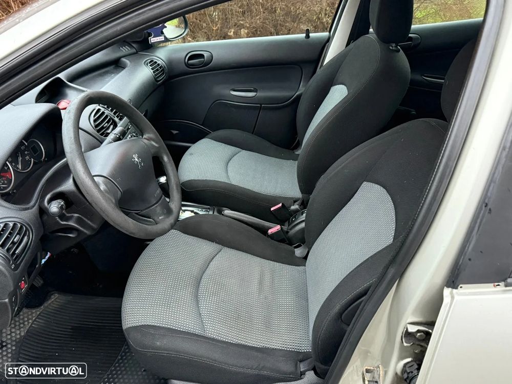 Peugeot 206 1.4 XT Aut. - 5