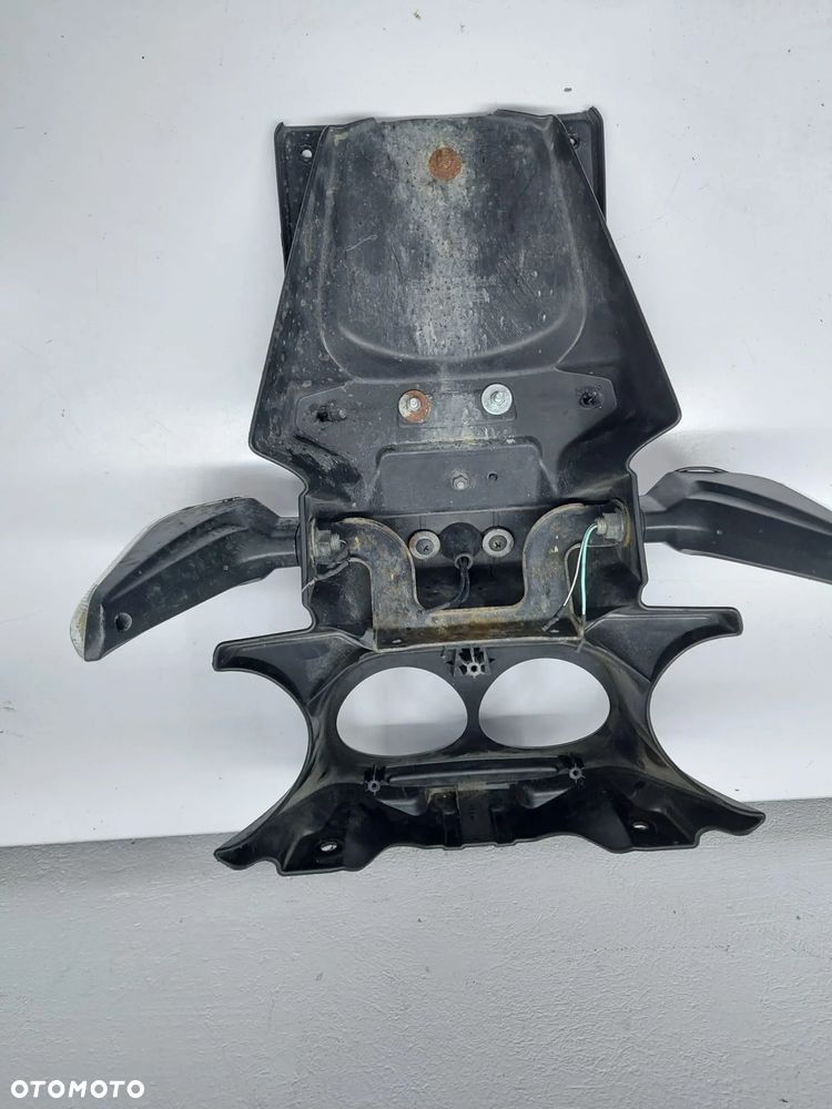 Błotnik tył + kierunkowskazy SUZUKI GSR 600 - 2